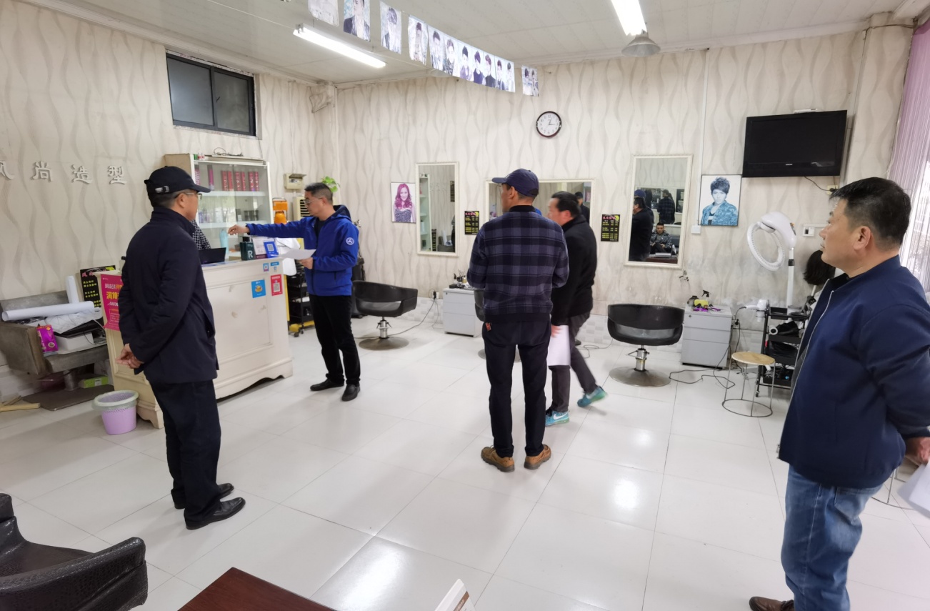 说明: E:\各类资料\2021.3.16门面房、食堂、检查\检查门面房经营者的相关证件.jpg